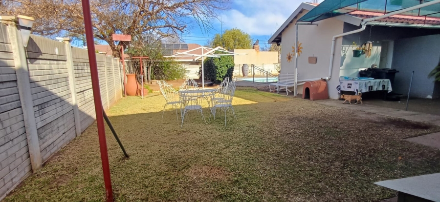 3 Bedroom Property for Sale in Flamwood North West